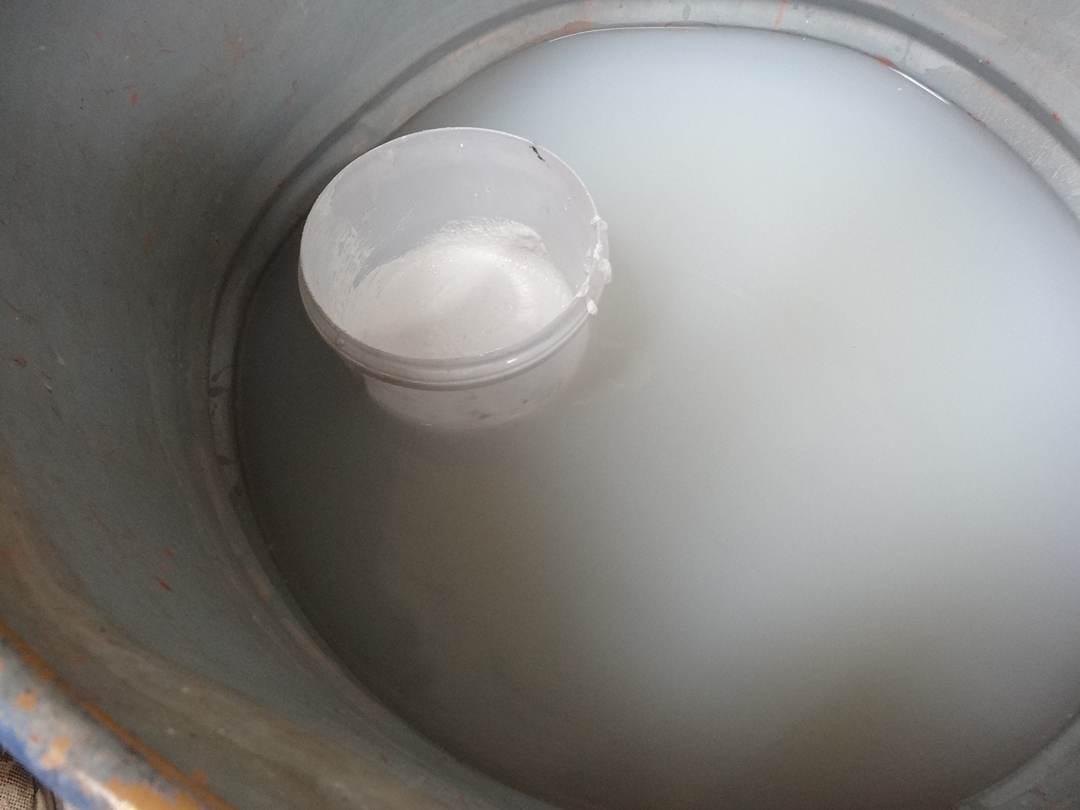 降溫處理后，溫度達到正常取值范圍。