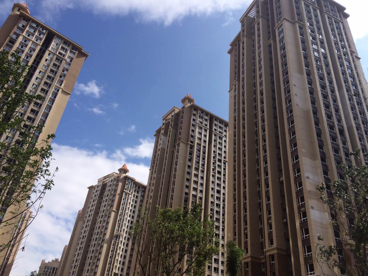 外墻膩?zhàn)臃?jpg