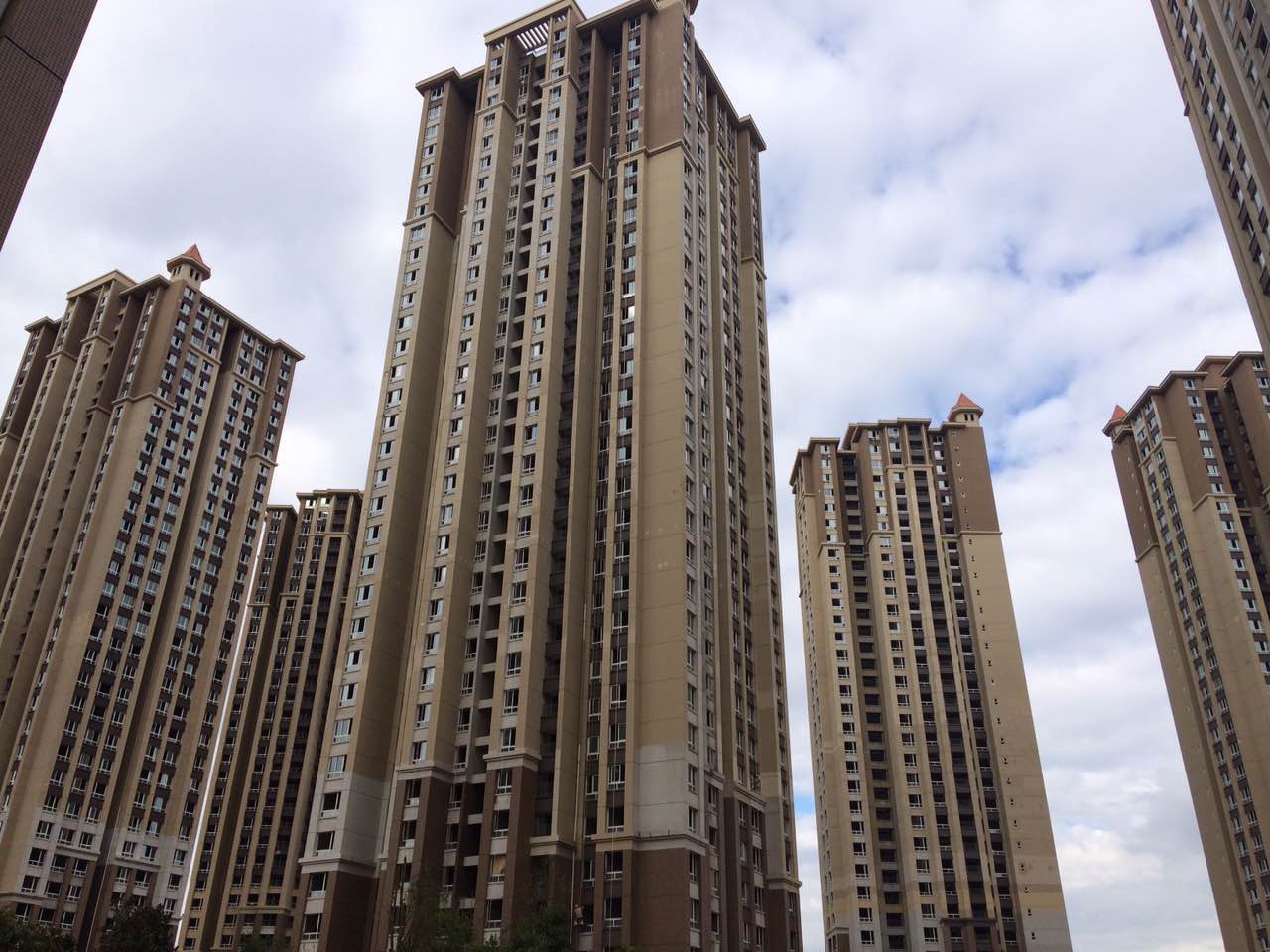 外墻膩?zhàn)臃?jpg