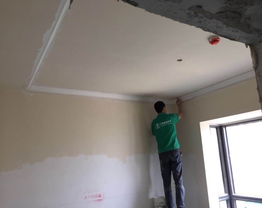 中性彩色膩?zhàn)? style=