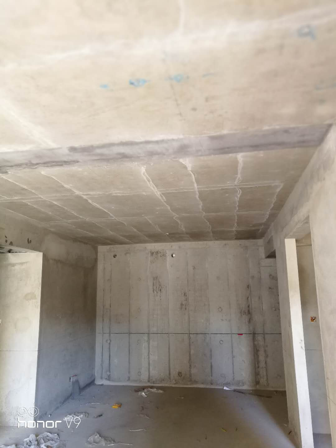 輕質(zhì)抹灰石膏