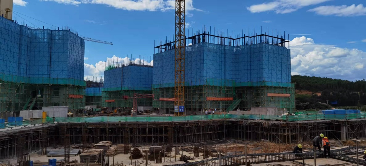 云南建水青山回遷安置房項(xiàng)目外墻膩?zhàn)臃? title=